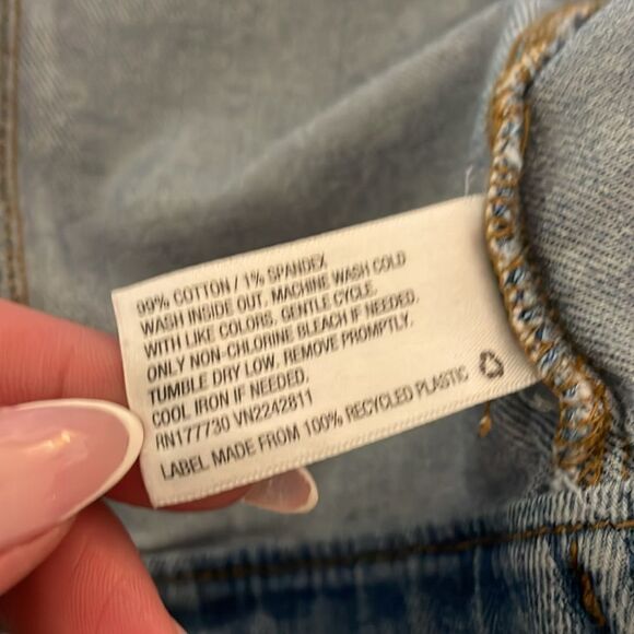 Mossimo denim jacket lightly distressed  | size S - Picture 8 of 8